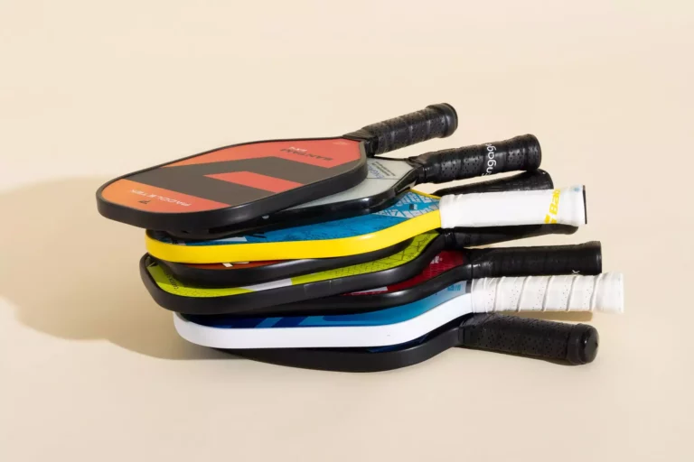 how-to-choose-a-pickleball-paddle-buying-guide