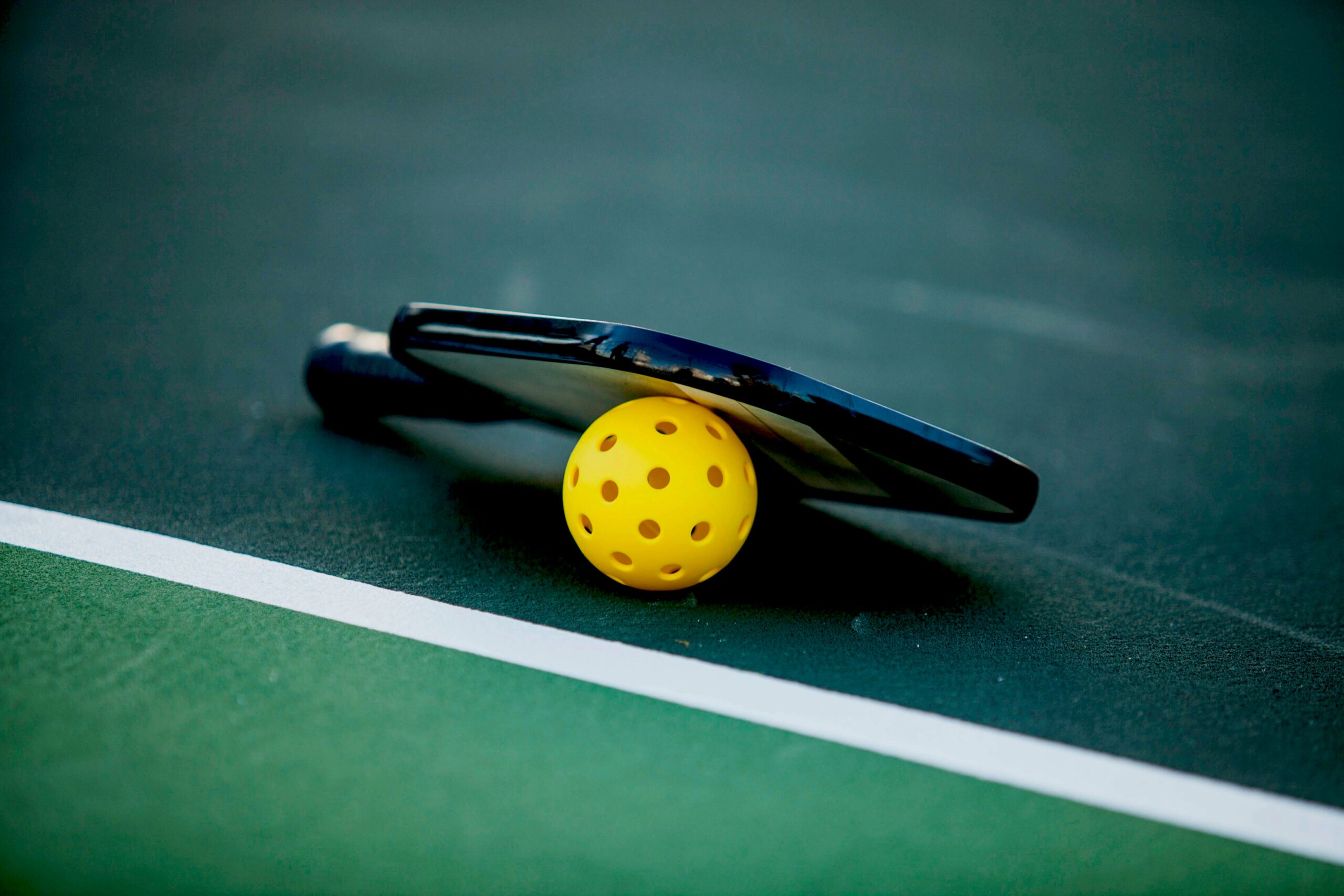 Pickleball Rules to Know - Paddle Weight | Pickler Pickleball